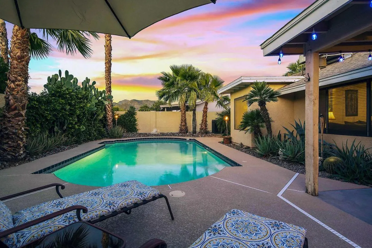 Charming Scottsdale Home With Pool, Hot Tub And Patio!