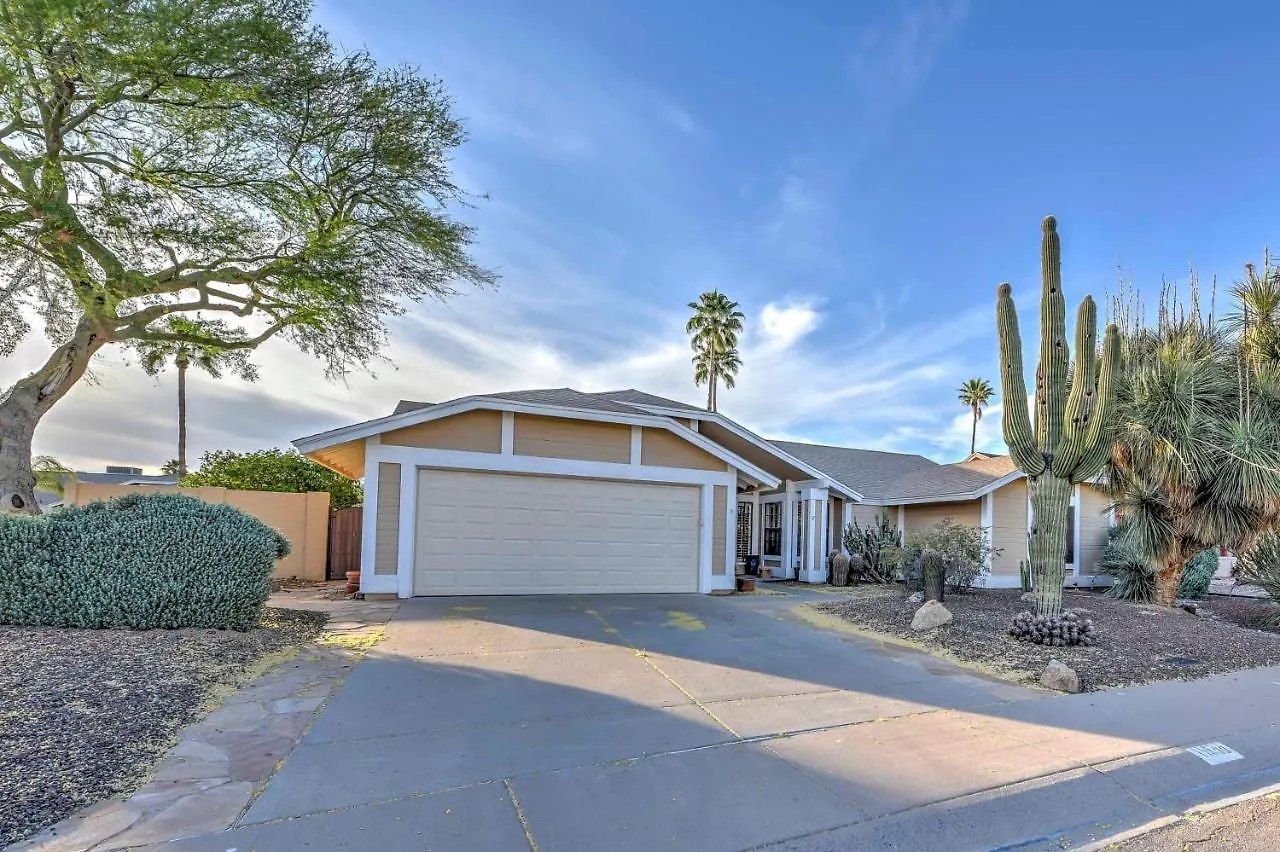Charming Scottsdale Home With Pool, Hot Tub And Patio! 0*,  米国